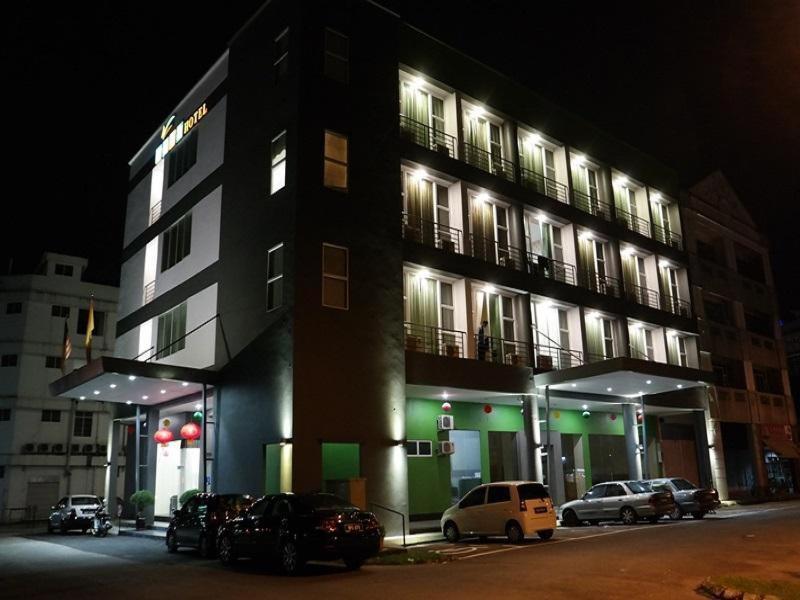 Nova Kuching Hotel Экстерьер фото